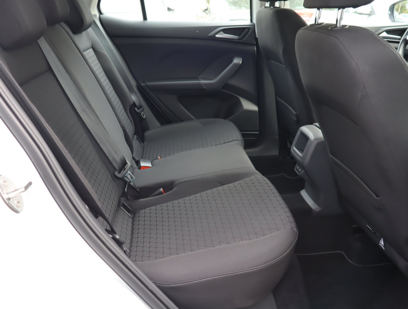 Volkswagen T-Cross, 2021