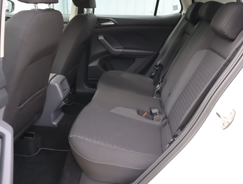 Volkswagen T-Cross, 2021