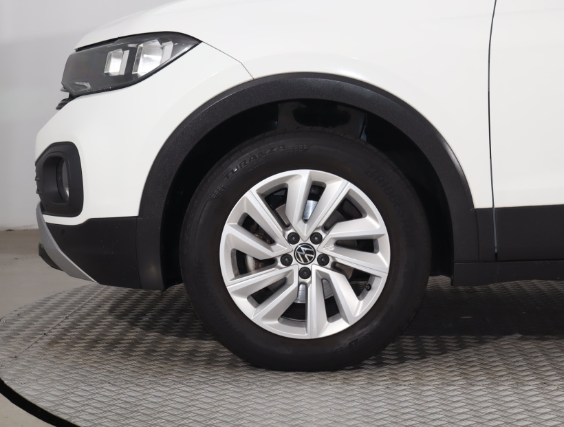 Volkswagen T-Cross, 2021