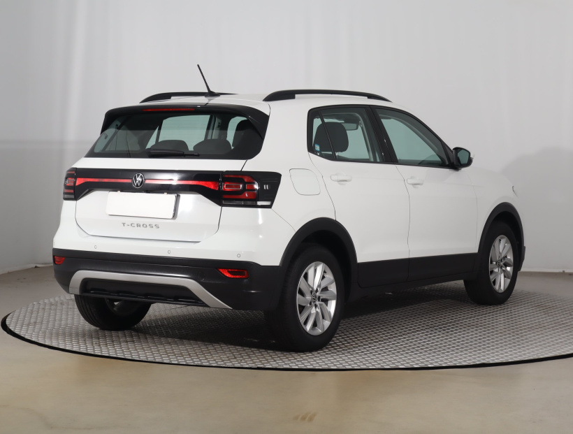 Volkswagen T-Cross, 2021
