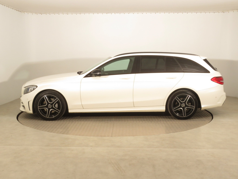 Mercedes-Benz C, 2020