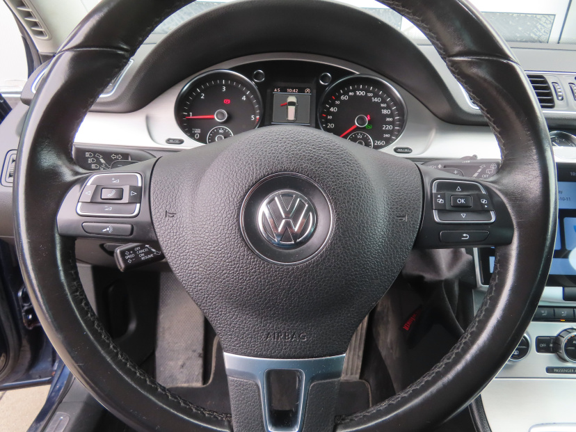 Volkswagen Passat, 2014