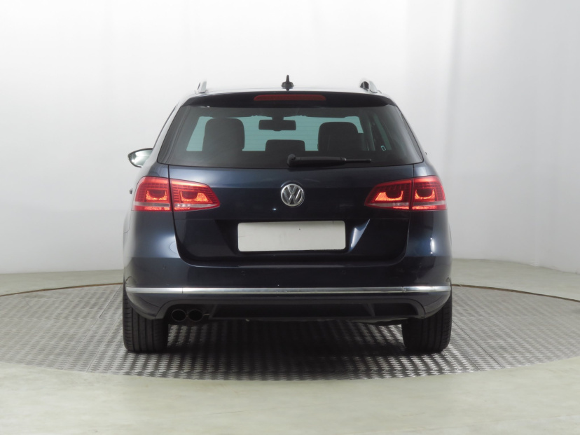 Volkswagen Passat, 2014