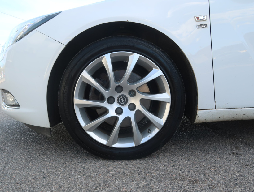 Opel Insignia, 2012