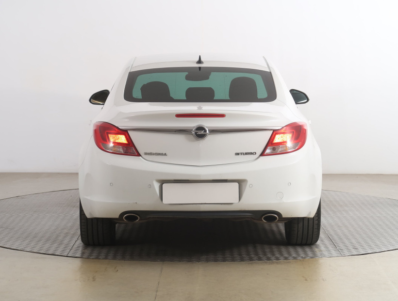 Opel Insignia, 2012