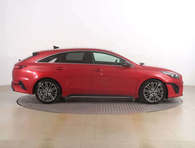 Kia ProCeed, 2024