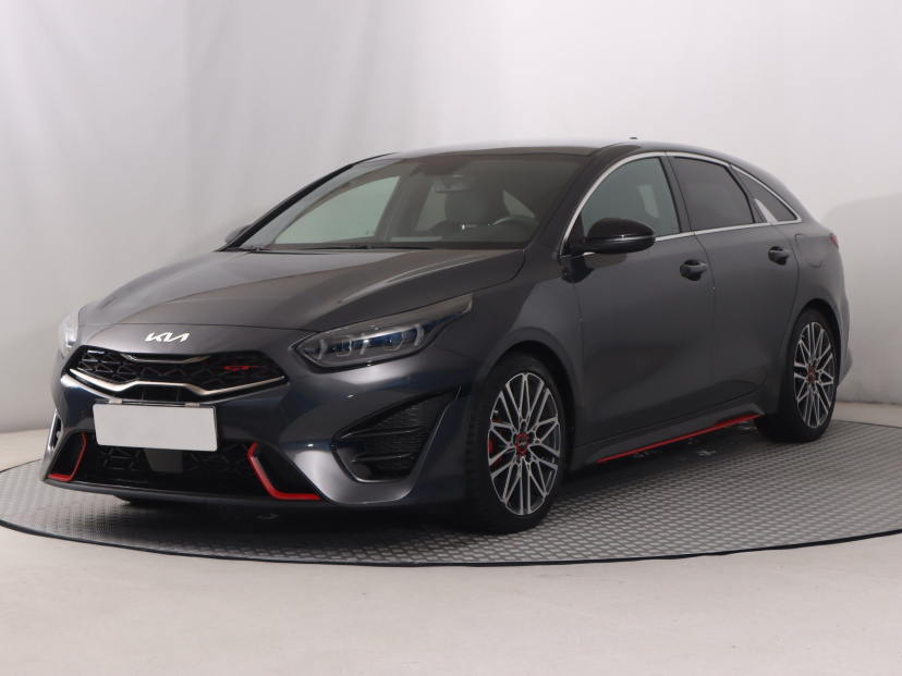 Kia ProCeed, 2023