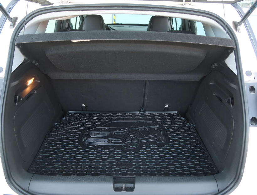 Opel Crossland, 2017