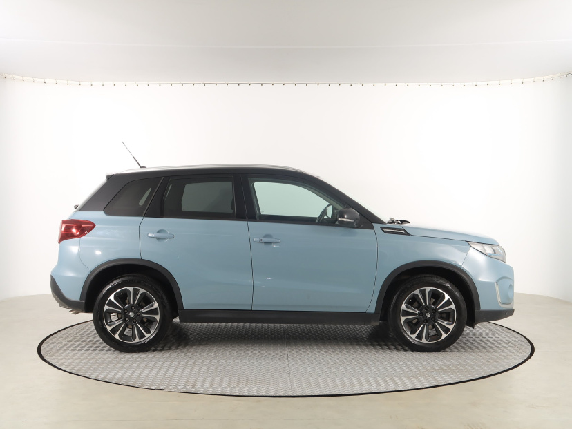 Suzuki Vitara, 2023