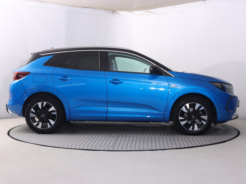 Opel Grandland, 2022