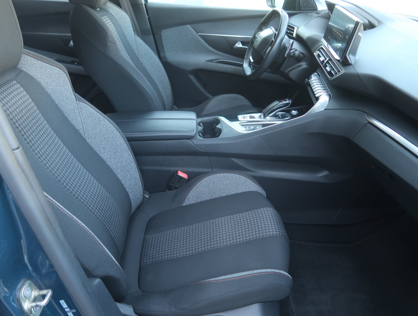 Peugeot 5008, 2021