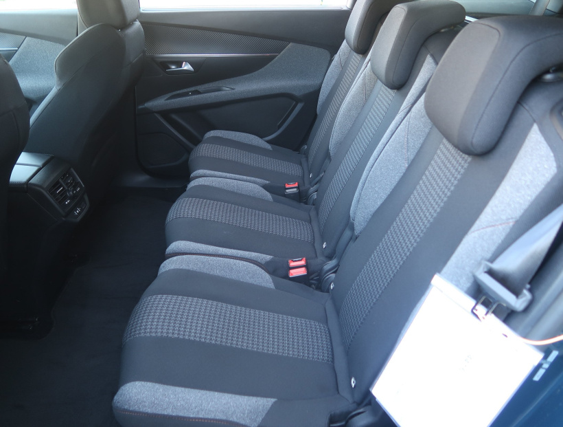 Peugeot 5008, 2021