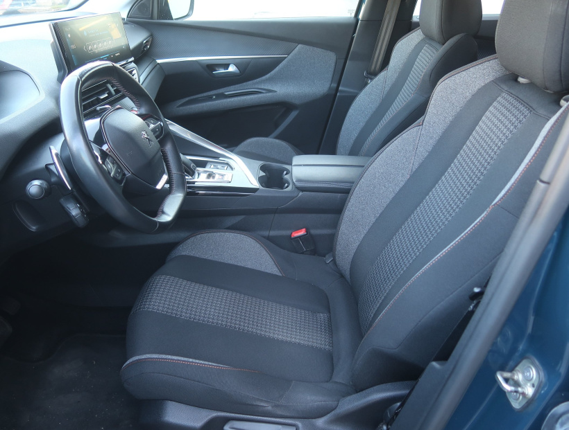 Peugeot 5008, 2021