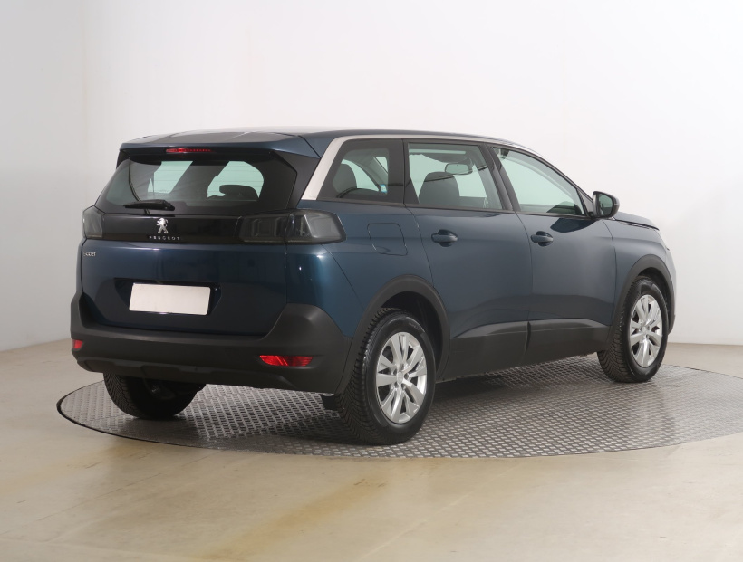 Peugeot 5008, 2021