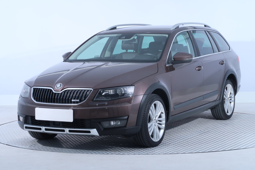 Škoda Octavia Scout, 2016