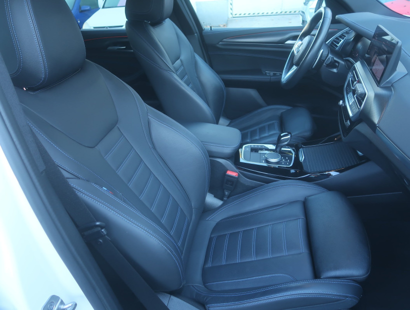 BMW X3, 2022