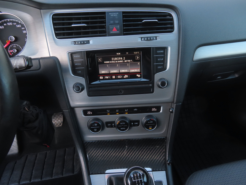 Volkswagen Golf, 2015