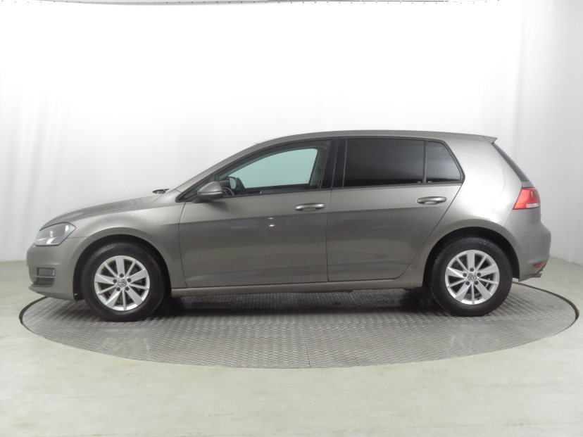 Volkswagen Golf, 2015