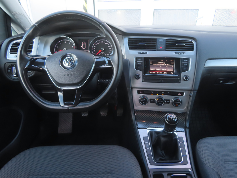 Volkswagen Golf, 2015