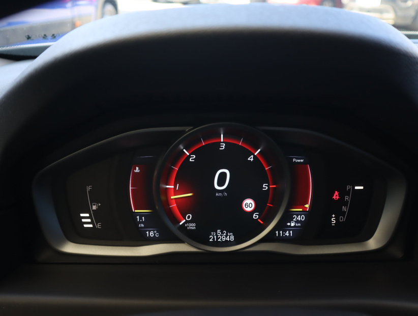 Volvo XC70, 2016