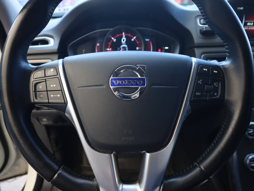 Volvo XC70, 2016
