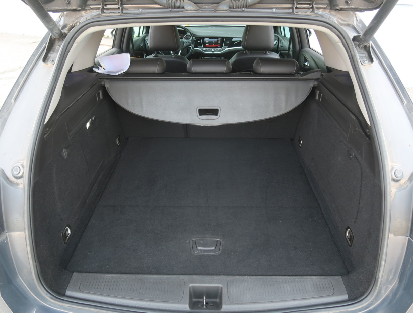 Opel Astra, 2016