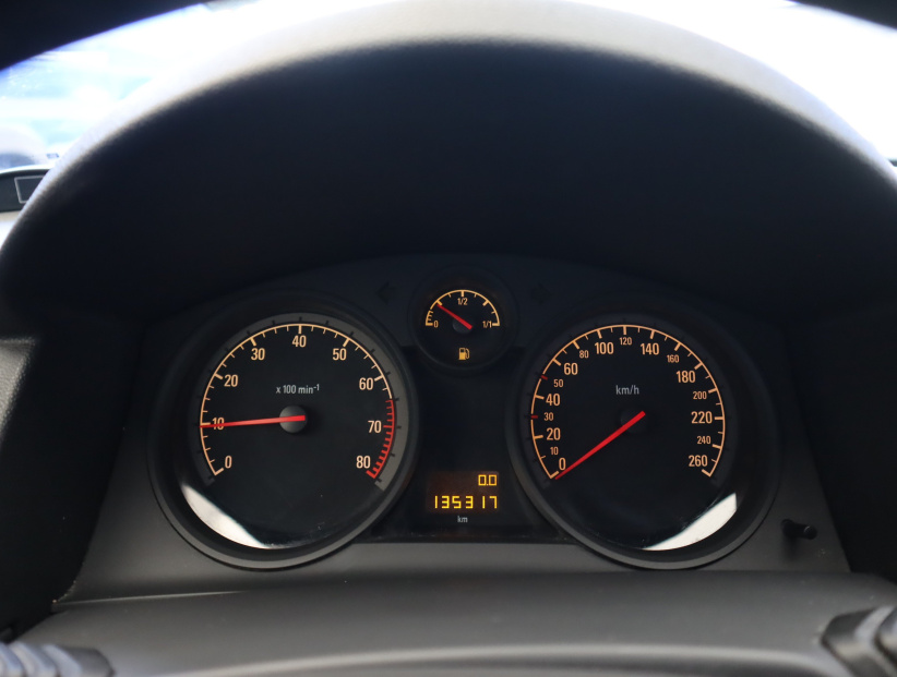 Opel Astra, 2012