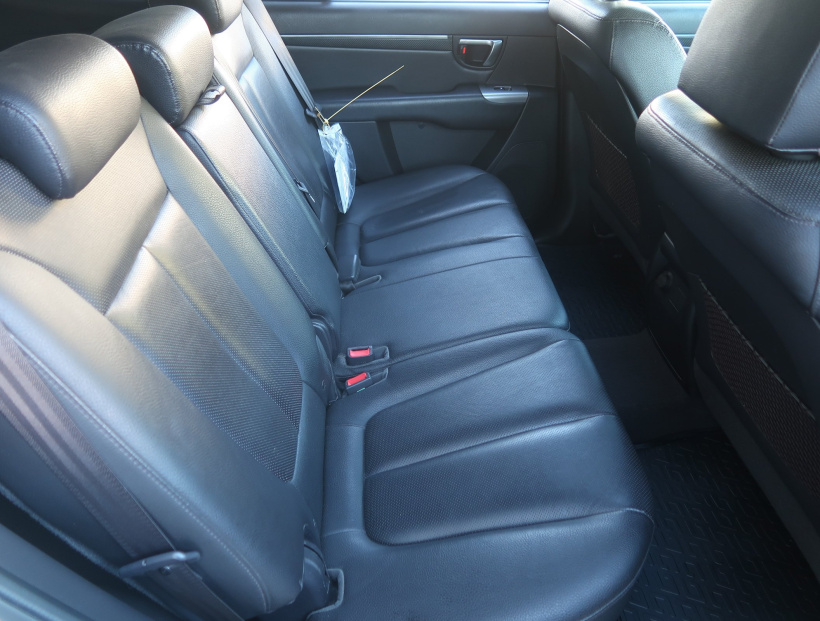 Hyundai Santa Fe, 2012