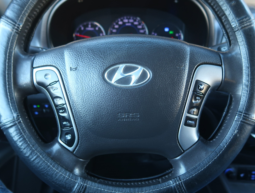 Hyundai Santa Fe, 2012