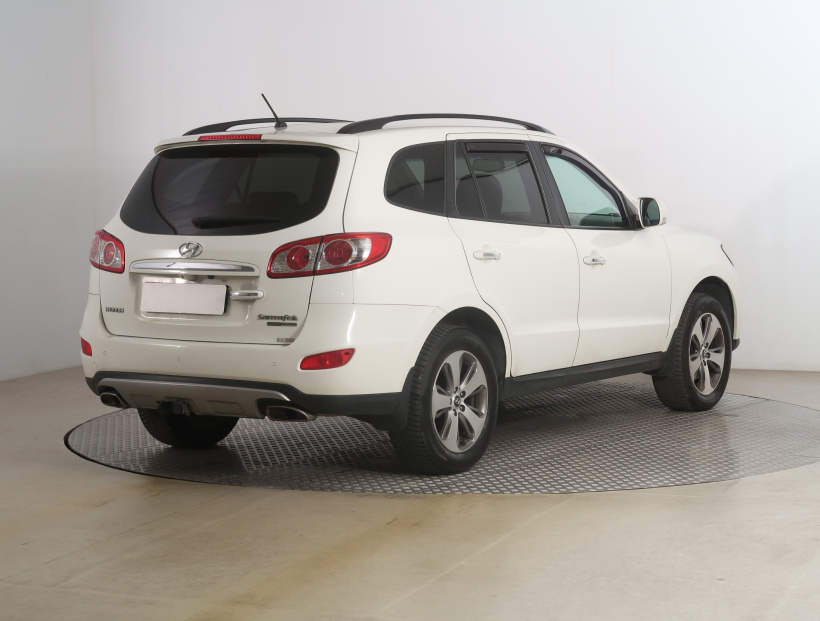 Hyundai Santa Fe, 2012