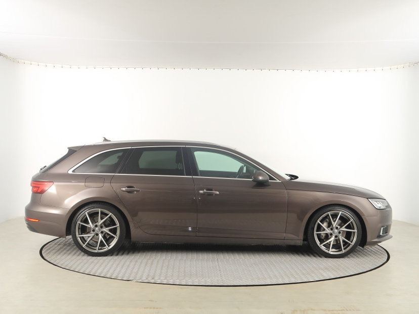 Audi A4, 2018