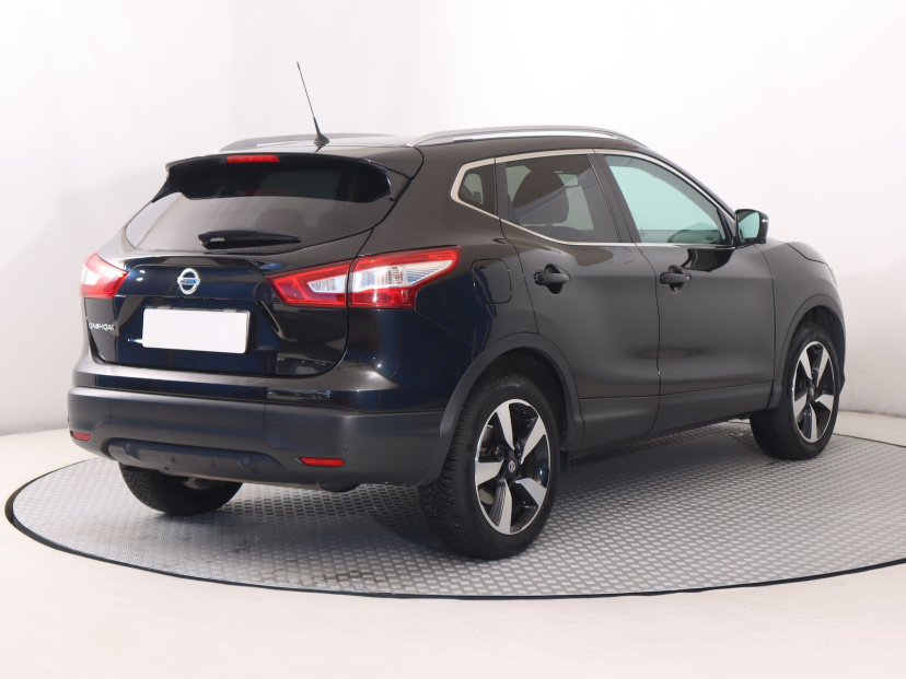 Nissan Qashqai, 2015