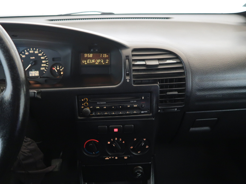 Opel Zafira, 2001