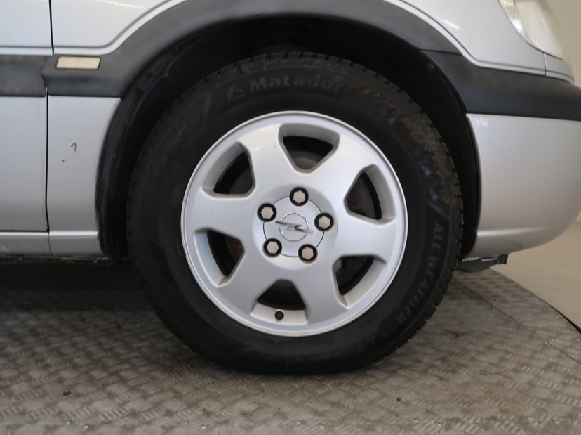 Opel Zafira, 2001