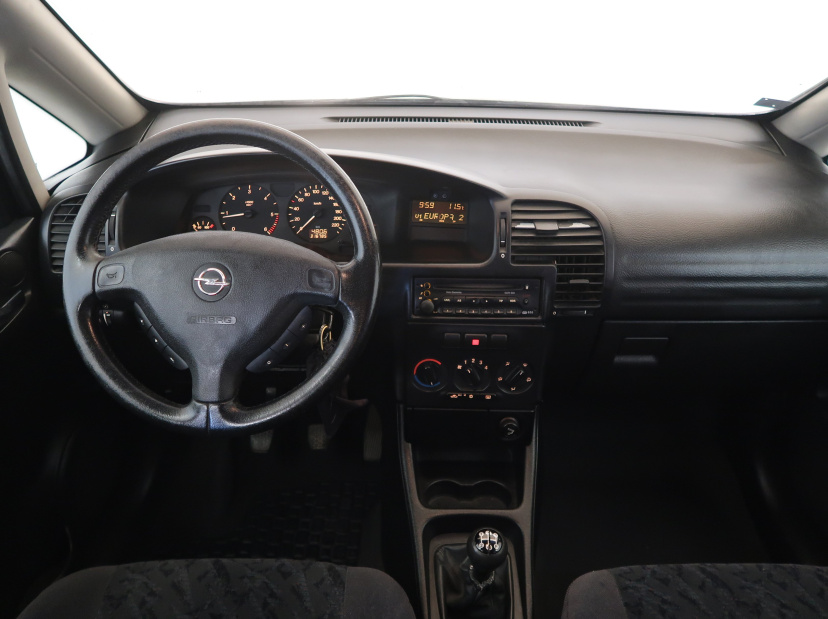 Opel Zafira, 2001