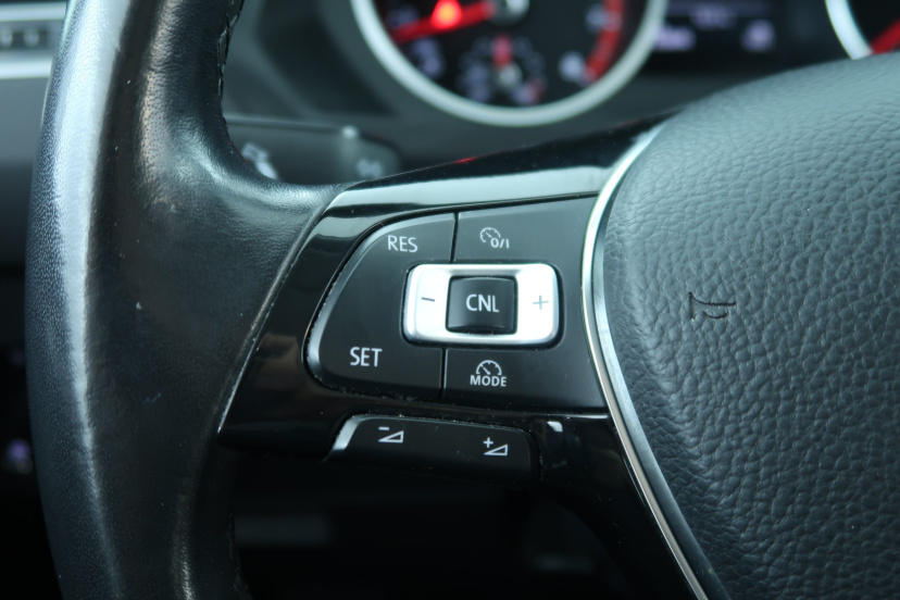 Volkswagen Tiguan, 2018