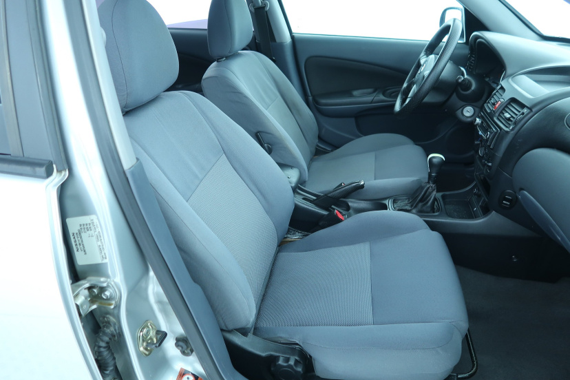 Nissan Almera, 2006