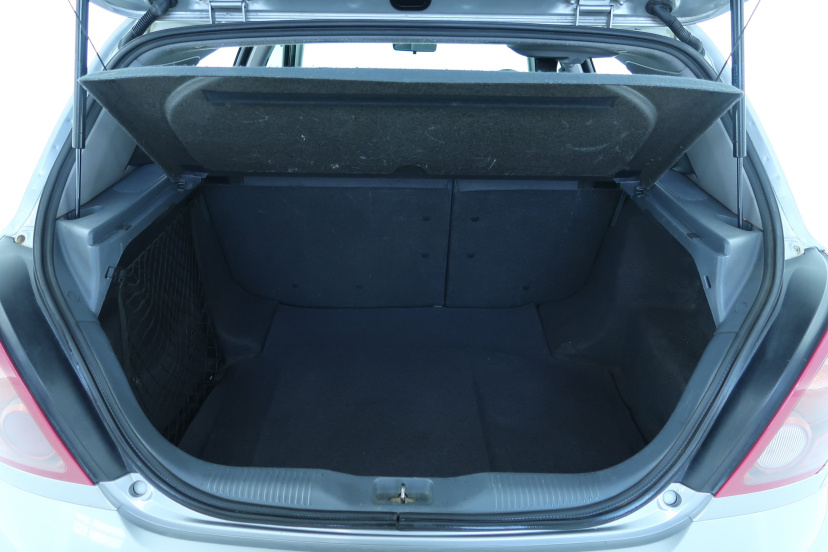Nissan Almera, 2006