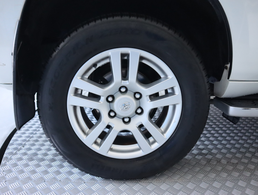 Toyota Land Cruiser, 2012