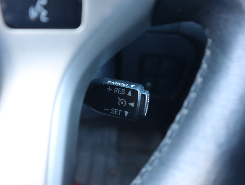 Toyota Land Cruiser, 2012