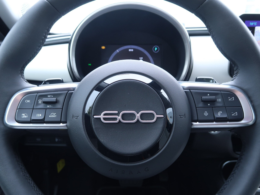 Fiat 600, 2025