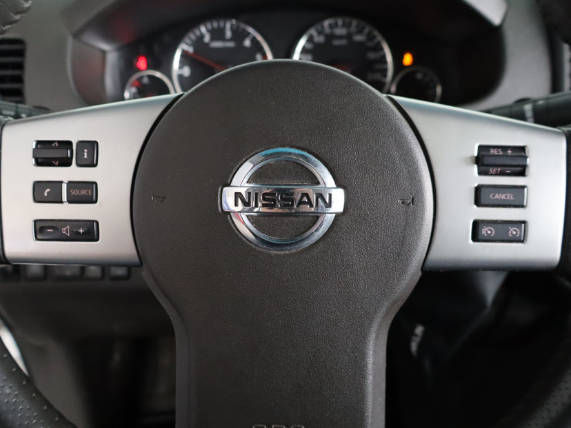 Nissan Navara, 2015