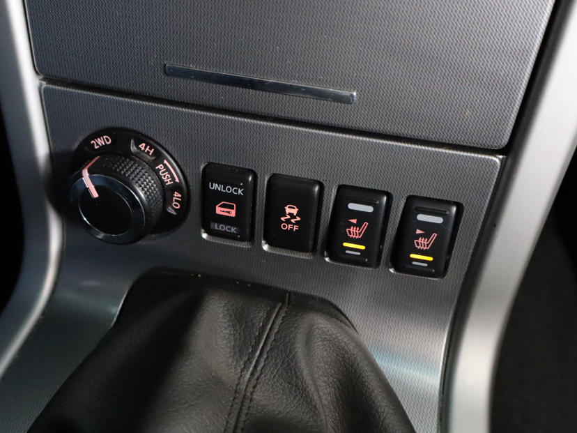 Nissan Navara, 2015