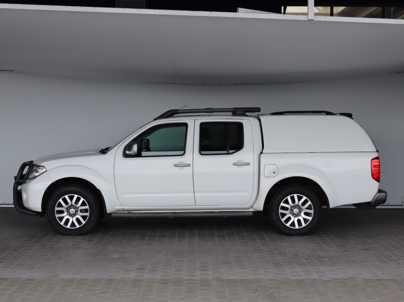 Nissan Navara, 2015