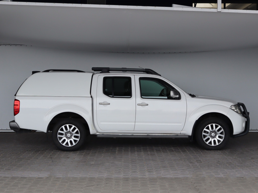Nissan Navara, 2015