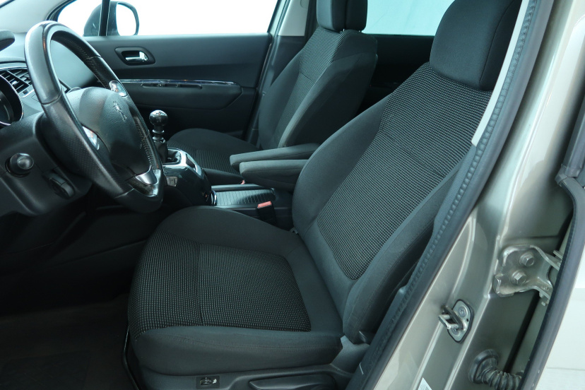 Peugeot 5008, 2016