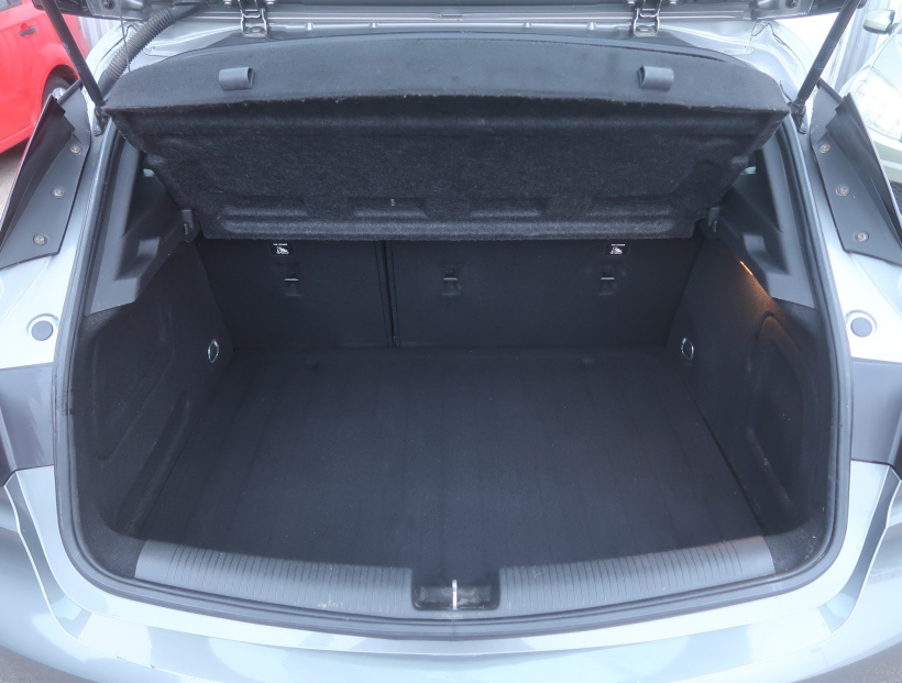 Opel Astra, 2019