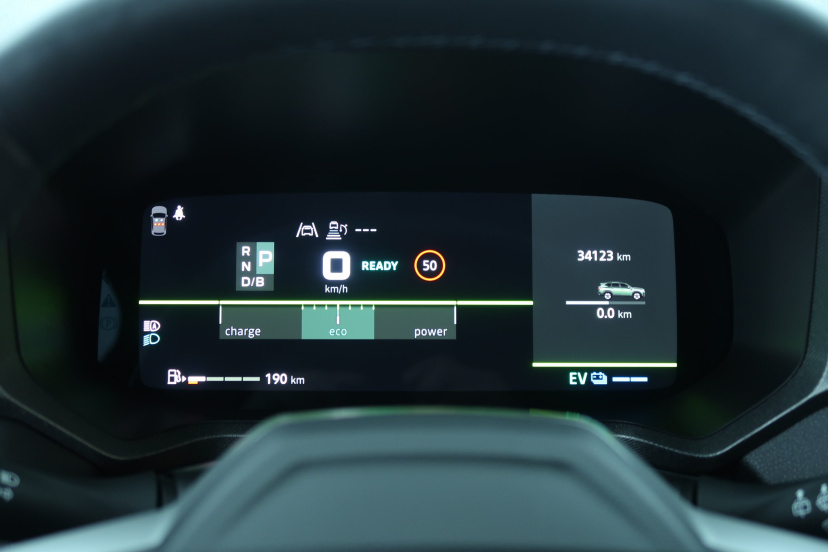 Dacia Bigster, 2025