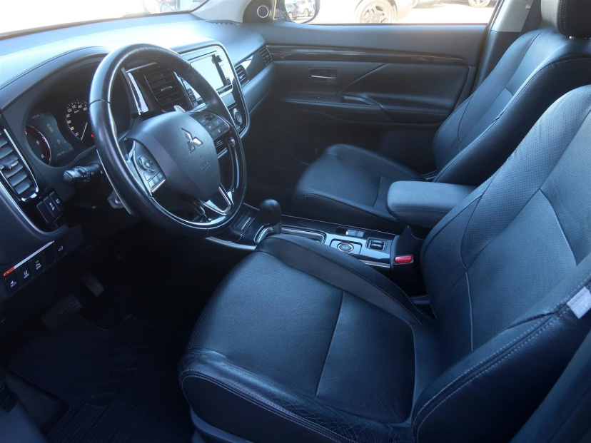 Mitsubishi Outlander, 2017
