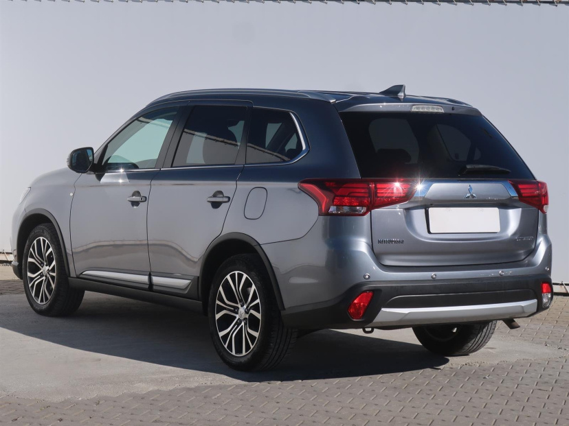 Mitsubishi Outlander, 2017